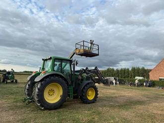 foto: Landelijk feest - Tractorwijding